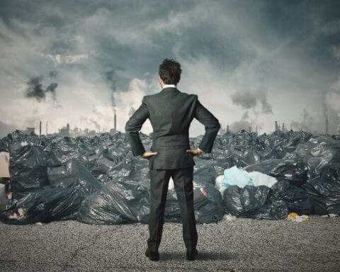 Canada bans single-use plastics