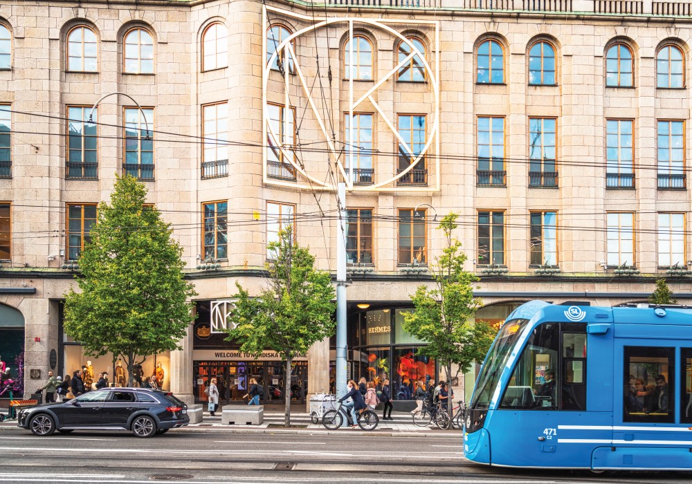 sustainable cities train Corporate Knights