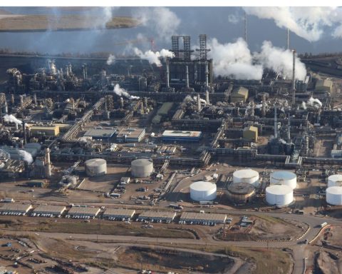 renewable energy, fossil fuels, suncor