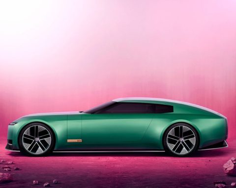 Jaguar Type OO in green