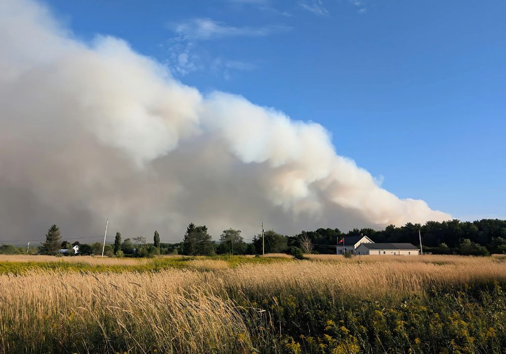 Smoke from the Long Lake wildfires complex of Annapolis County seen from Middleton (Nova Scotia on August 24, 2025.