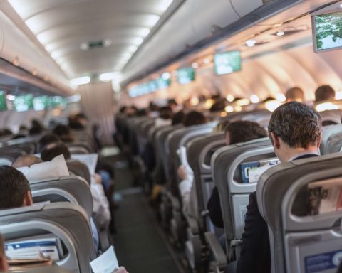 The best way to reduce carbon pollution from flying is packing more people onboard